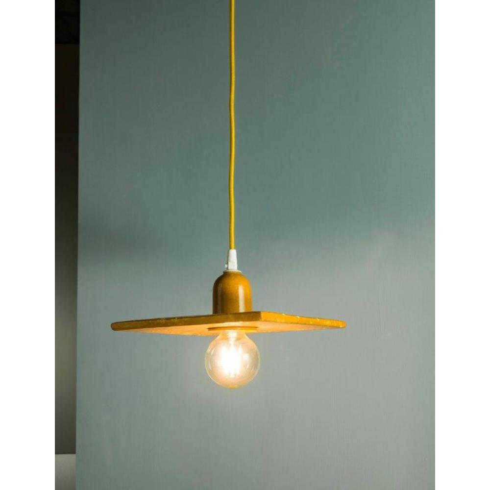 sarga keramia buras fuggesztek rusztikus vilagitas nappali etkezo konyha etterem lampa teglalap alaku lampa tanyer kezzel festettt keramia videkihaz lameridiana lakberendezes.jpg